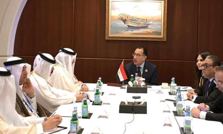 على هامش مشاركته في منتدى الدوحة 2024: رئيس الوزراء يلتقي وفد رجال أعمال غرفة التجارة والصناعة القطرية لاستعراض عدد من الفرص الاستثمارية 1 على هامش مشاركته في منتدى الدوحة 2024: رئيس الوزراء يلتقي وفد رجال أعمال غرفة التجارة والصناعة القطرية لاستعراض عدد من الفرص الاستثمارية