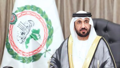 رئيس البرلمان العربي يدعو إلى تعزيز وحماية حقوق الإنسان في ظل التحديات الراهنة