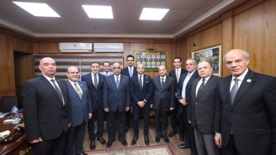 وزير العدل يتفقد أعمال التطوير والترميم لمجمع محاكم الجلاء ويفتتح فرع التوثيق داخل مبنى مصلحة الشهر العقاري ويزور محكمة الأسرة بمجمع زنانيري