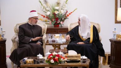 على هامش المؤتمر العالمي لتعليم الفتيات بباكستان .. مفتي الجمهورية يلتقي الأمين العام لرابطة العالم الإسلامي لبحث سُبُل تعزيز التعاون