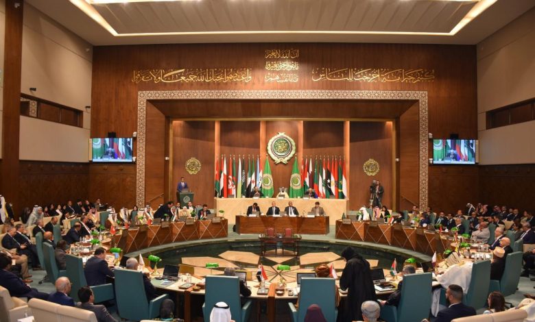 رئيس مجلس النواب المصري : المُخططات الخبيثة التي تهدف لتهجير الشعب الفلسطيني من غزة تستهدف تصفية القضية الفلسطينية ونسفها من الأساس، وهو ما يُشكل تهديداً فادحاً لثوابت منظومة الأمن القومي العربي. 1 رئيس مجلس النواب المصري : المُخططات الخبيثة التي تهدف لتهجير الشعب الفلسطيني من غزة تستهدف تصفية القضية الفلسطينية ونسفها من الأساس، وهو ما يُشكل تهديداً فادحاً لثوابت منظومة الأمن القومي العربي.