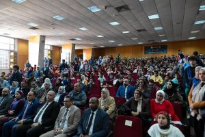 بنك قناة السويس يتبرع لمؤسسة "حياة كريمة" لتلبية احتياجات وتوفير مستلزمات دراسية لعدد 1500 طالب في 30 مدرسة حكومية بالقرى الأولى بالرعاية بمحافظة المنوفية