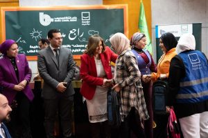 بنك قناة السويس يتبرع لمؤسسة "حياة كريمة" لتلبية احتياجات وتوفير مستلزمات دراسية لعدد 1500 طالب في 30 مدرسة حكومية بالقرى الأولى بالرعاية بمحافظة المنوفية