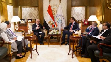 تزامنًا مع مرور 50 عامًا على إعادة العلاقات الدبلوماسية بين مصر والبرتغال.. رئيس هيئة الرعاية الصحية يلتقي سفير البرتغال لبحث تعزيز التعاون وتبادل الخبرات في مجالات الرعاية الصحية المتقدمة والتكنولوجيا الطبية والسياحة العلاجية والتحول الأخضر