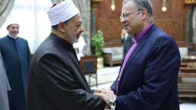 شيخ الأزهر يستقبل رئيس الطائفة الإنجيليَّة والوفد المرافق له للتَّهنئة بعيد الفطر المبارك