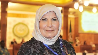 رئيسة معهد المرأة للتنمية والسلام بمناسبة ملتقى يوم الأصم الكويتي الخامس: مبادرتنا بتخصيص يوم للأصم الكويتي ، للتعرف على احتياجاته والتحديات والمشاكل التي تواجهه .
