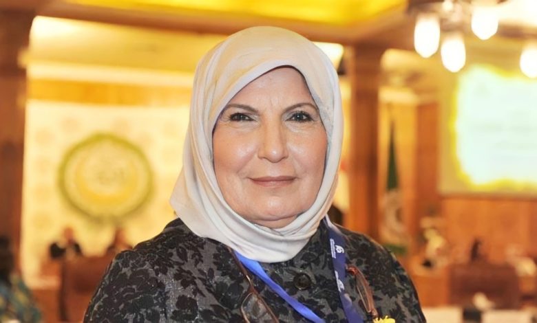 رئيسة معهد المرأة للتنمية والسلام بمناسبة ملتقى يوم الأصم الكويتي الخامس: مبادرتنا بتخصيص يوم للأصم الكويتي ، للتعرف على احتياجاته والتحديات والمشاكل التي تواجهه . 3 رئيسة معهد المرأة للتنمية والسلام بمناسبة ملتقى يوم الأصم الكويتي الخامس: مبادرتنا بتخصيص يوم للأصم الكويتي ، للتعرف على احتياجاته والتحديات والمشاكل التي تواجهه .