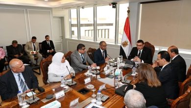 وزير الإسكان يعقد اجتماعًا موسعًا مع قيادات الجهات التابعة للوزارة لمتابعة ملفات العمل