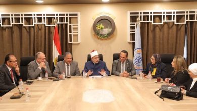 رئيس جامعة الأزهر يستقبل فريق هيئة ضمان الجودة والاعتماد لمراجعة برنامجي اللغتين الفرنسية والأسبانية بكلية اللغات والترجمة بالقاهرة