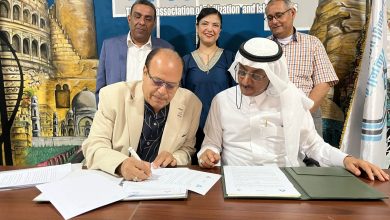 الجمعية العربية للفنون والحضارة الإسلامية والرابطة السويسرية للأكاديميين والعلماء العرب توقعان اتفاقية تعاون مشترك