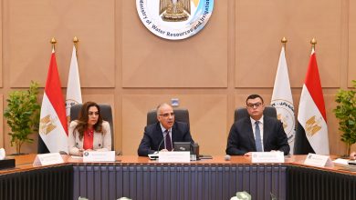 وزراء الموارد المائية والرى، والتنمية المحلية، والإسكان، والزراعة، ورئيس هيئة قناة السويس، ومحافظ السويس يبحثون حالة المنظومة المائية بنطاق ترعة السويس، وتوفير مياه الشرب بمدينة السويس