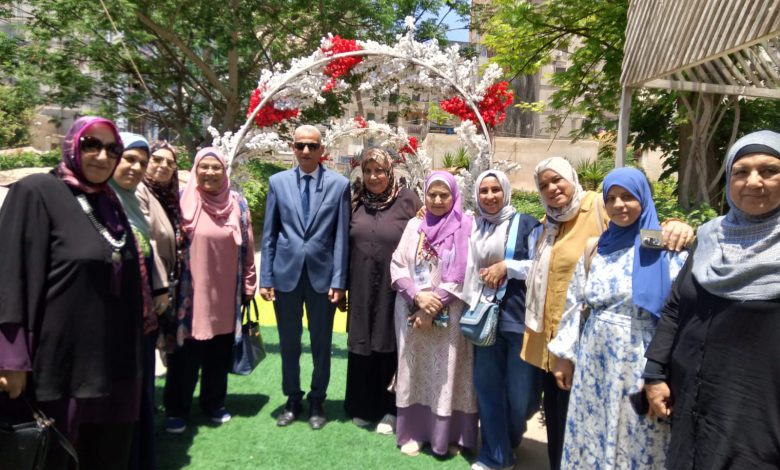 التضامن الاجتماعي تواصل تنفيذ المرحلة الثالثة من مبادرة " أحلام الأجيال" لدمج أنشطة وبرامج كبار السن والأبناء بمؤسسات الرعاية الاجتماعية 1 التضامن الاجتماعي تواصل تنفيذ المرحلة الثالثة من مبادرة " أحلام الأجيال" لدمج أنشطة وبرامج كبار السن والأبناء بمؤسسات الرعاية الاجتماعية
