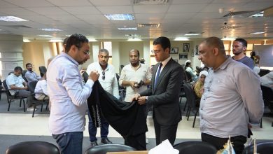 نائب محافظ مطروح يشهد الجلسة الختامية لمناقشة دورة مشروعات ريادة الأعمال والتجارة الالكترونية التي تنظمها الأكاديمية العربية للعلوم والتكنولوجيا بمكتبة مصر العامة