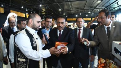 محافظ مطروح يفتتح أحد منافذ معاصر وبيع زيت الزيتون والمنتجات البيئية ,