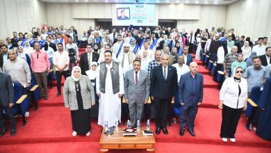 محافظ مطروح يكرم اوائل الشهادة الثانوية العامة والأزهرية والدبلومات الفنية والتمريض والقدرات الخاصة.