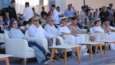 - وزير السياحة والآثار ومحافظ الإسكندرية وقائد القوات البحرية وقائد المنطقة الشمالية العسكرية يشهدون انتشال ثلاث قطع أثرية ضخمة من مياه أبو قير