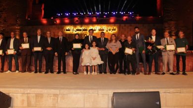 وزير الثقافة يُعلن انطلاقة فعاليات الدورة الـ33 من “مهرجان القلعة الدولي للموسيقى والغناء” ويُكرِّم 12 مبدعًا
