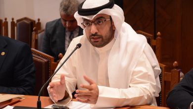 الغريب يؤكد أهمية التعاون بين مؤسسات المجتمع المدني والحكومة في تعزيز التنمية المستدامة في الكويت. 3 الغريب يؤكد أهمية التعاون بين مؤسسات المجتمع المدني والحكومة في تعزيز التنمية المستدامة في الكويت.