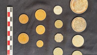 - اكتشاف كبسولة رصاصية نادرة تحتوي على مجموعة عملات تاريخية في حي وسط الإسكندرية 4 - اكتشاف كبسولة رصاصية نادرة تحتوي على مجموعة عملات تاريخية في حي وسط الإسكندرية