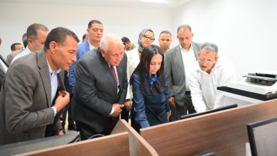 وزيرة التضامن الاجتماعي تتفقد مديرية التضامن الاجتماعي بمجمع المصالح للخدمات الذكية بمحافظة الوادي الجديد .. وتطمئن على الخدمات المقدمة للمواطنين