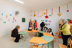 بنك التعمير والإسكان يفتتح مبنى رياض الأطفال بمدرسة النور للمكفوفين بمحافظة الفيوم لدعماندماج الطلاب واستكمال مسيرتهم التعليمية