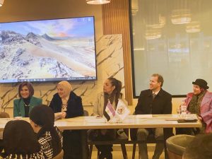 د. راندا رزق تشارك في الملتقى الخامس لرواد العلاقات العامة تحت عنوان "تحول العلاقات العامة من التقليدية إلى الرقمية - الأدوات الذكية محنة أم منحة"