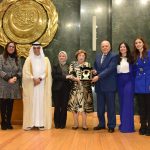 د محمد عزام يدير الجلسة الثانية" دور المنظمات والشركات والمجتمع المدني نحو التعليم".