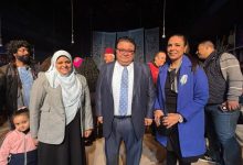 د راندا رزق تشارك بالحضور في العرض المسرحي لرواية "حواديت " للمخرج خالد جلال