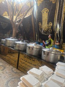 المجلس العربي للمسئولية المجتمعية بالتعاون مع مؤسسة حياة للتنمية المستدامة ينظم زيارة لمائدة المصراوية بالتجمع الخامس