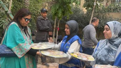 بمشاركة متطوعي جامعة المستقبل وبالتعاون مع مؤسسة حياة للتنمية المستدامة .. المجلس العربي للمسئولية المجتمعية ينظم زيارة لمائدة المصراوية بالتجمع الخامس