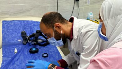 الهيئة العامة للرعاية الصحية تعلن لأول مرة إطلاق خدمة فحص قاع العين للأطفال المبتسرين بمجمع الأقصر الطبي الدولي