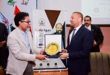 خلال ندوة كلية الفنون الجميلة بالجامعة المصرية الروسية تحويل الأفكار إلى فرص استثمارية ناجحة" تكريم المهندس زين . لتجربته الثرية كرائد أعمال
