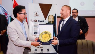 خلال ندوة كلية الفنون الجميلة بالجامعة المصرية الروسية تحويل الأفكار إلى فرص استثمارية ناجحة" تكريم المهندس زين . لتجربته الثرية كرائد أعمال