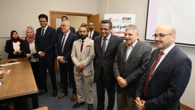 الفريق أسامة ربيع ونقيب الصحفيين يشهدان فعاليات افتتاح البرنامج التدريبي للصحفيين بمركز الإبداع والتميز