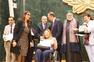 المجلس العربي للمسئولية المجتمعية يكرم د. إيمان كريم المشرف العام للمجلس القومي للأشخاص ذوي الإعاقة