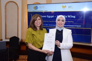 بفندق هلنان بالتجمع الخامس: G100 MSMEs Wing – Egypt يعقد اجتماع الربع الثاني بالتعاون مع المجلس العربي للمسؤولية المجتمعية والتنمية المستدامة لتعزيز التكامل بين المسؤولية المجتمعية وتمكين المرأة اقتصاديًا
