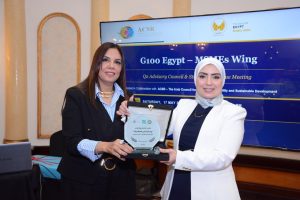 بفندق هلنان بالتجمع الخامس: G100 MSMEs Wing – Egypt يعقد اجتماع الربع الثاني بالتعاون مع المجلس العربي للمسؤولية المجتمعية والتنمية المستدامة لتعزيز التكامل بين المسؤولية المجتمعية وتمكين المرأة اقتصاديًا