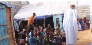 عائشة الجابري وأنجال محمد بن ناصر القحطاني يقودون مبادرات إنسانية نوعية لدعم الأيتام والأرامل في موريتانيا وغامبيا