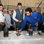 وزير الصناعة ومحافظ بني سويف يتفقدان مجمع مصانع العربي للأجهزة الكهربائية ومصنع سامسونج إليكترونيك بمنطقة كوم أبو راضي الصناعية 4 وزير الصناعة ومحافظ بني سويف يتفقدان مجمع مصانع العربي للأجهزة الكهربائية ومصنع سامسونج إليكترونيك بمنطقة كوم أبو راضي الصناعية