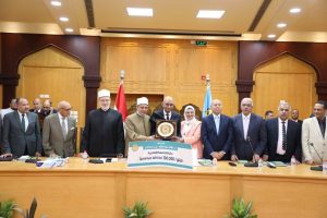 مجلس الأزهر يكرم رؤساء الجامعة السابقين والعلماء الفائزين بجائزة التميز العلمي في مختلف كليات الجامعة