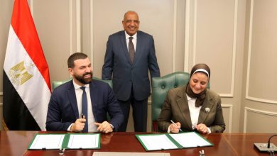وزير الكهرباء والطاقة المتجددة يشهد مراسم توقيع مذكرة تفاهم بين الشركة المصرية لنقل الكهرباء، وشركة "هيكا داتا" لدراسة وتحديد متطلبات التغذية الكهربائية لإقامة مشروع مركز بيانات “Data Center”