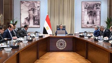 رئيس الوزراء يتابع إجراءات إحكام وتعزيز الرقابة على مصانع إنتاج الأغذية