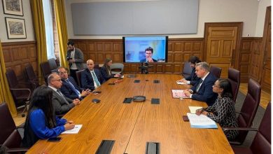 وزيرا الاستثمار والمالية يبحثان مع وزير الأعمال البريطاني تعزيز الشراكة الاستثمارية والتجارية