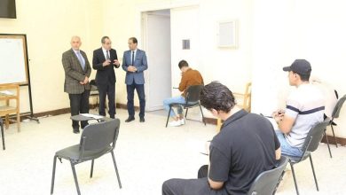رئيس جامعة الفيوم ونائبه يتفقدان لجان الامتحانات بكلية السياحة والفنادق بمشاركة عميد الكلية