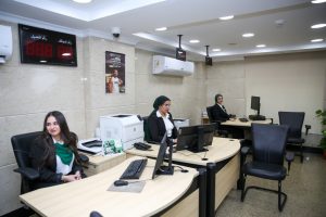 المهندسة راندة المنشاوي وزيرة الإسكان تفتتح مركز الإسكان المتخصص التابع لبنك التعمير والإسكان بمدينة القاهرة الجديدة