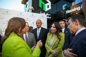 المهندسة راندة المنشاوي وزيرة الإسكان تفتتح مركز الإسكان المتخصص التابع لبنك التعمير والإسكان بمدينة القاهرة الجديدة