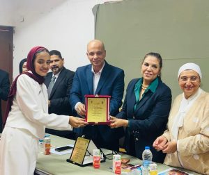الدكتورة راندا رزق تهنيء خريجي الإعلام بالتربية النوعية جامعة القاهرة وتشيد بمشروعاتهم وتقدم 40 منحة تدريب مجانية للمتميزين