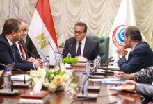 وزير الصحة يبحث مع رئيس مركز باراكير لطب العيون إنشاء فرع بالقاهرة وتعزيز التعاون الطبي