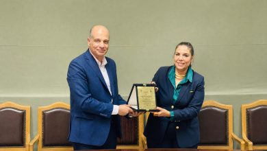 الدكتورة راندا رزق تهنيء خريجي الإعلام بالتربية النوعية جامعة القاهرة وتشيد بمشروعاتهم وتقدم 40 منحة تدريب مجانية للمتميزين
