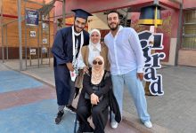 بالصور .. دعاء فاروق تحتفل بتخرج ابنها مختار